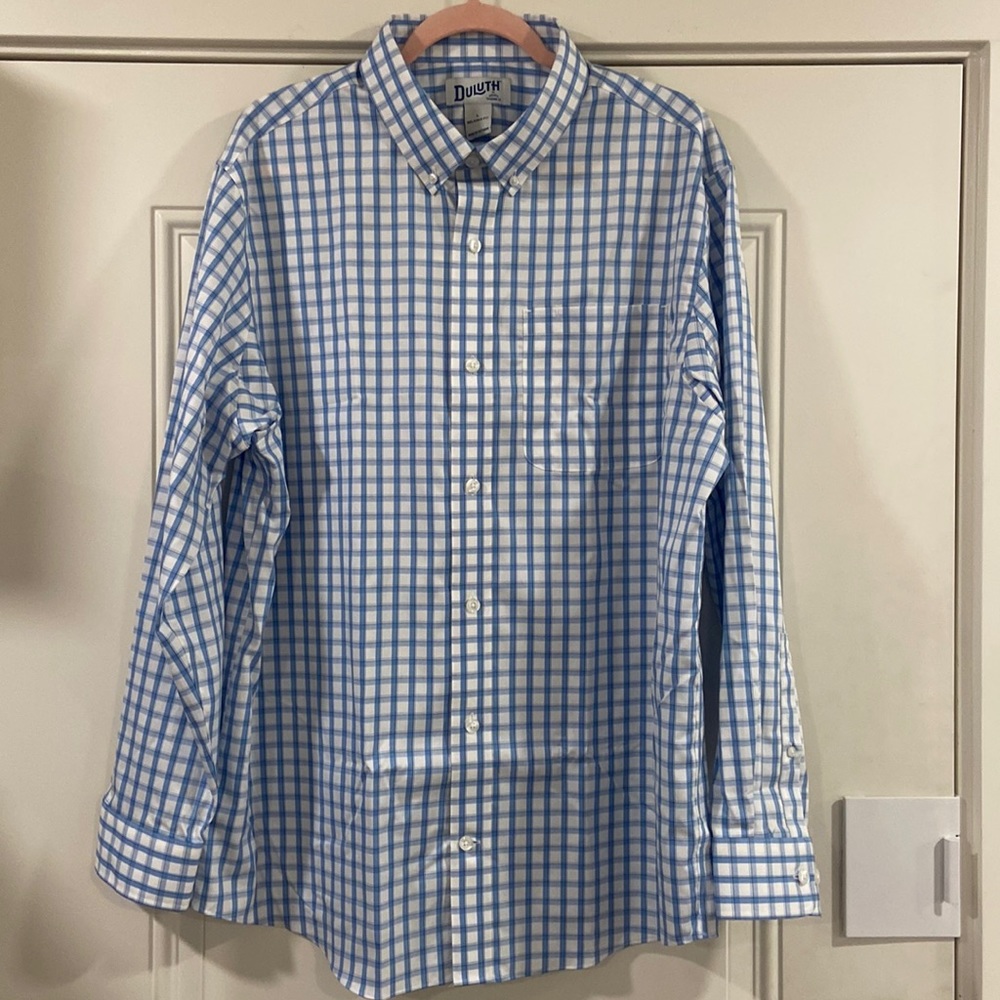 Duluth wrinkle fighter relaxed fit pattern shirt. Men L